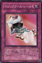 This is an image for the product Magical Arm Shield that has a rarity of Common in the Structure Deck: Dinosaur's Rage with a card code of SD09-JP032 that is available on the TEKKX Product website.